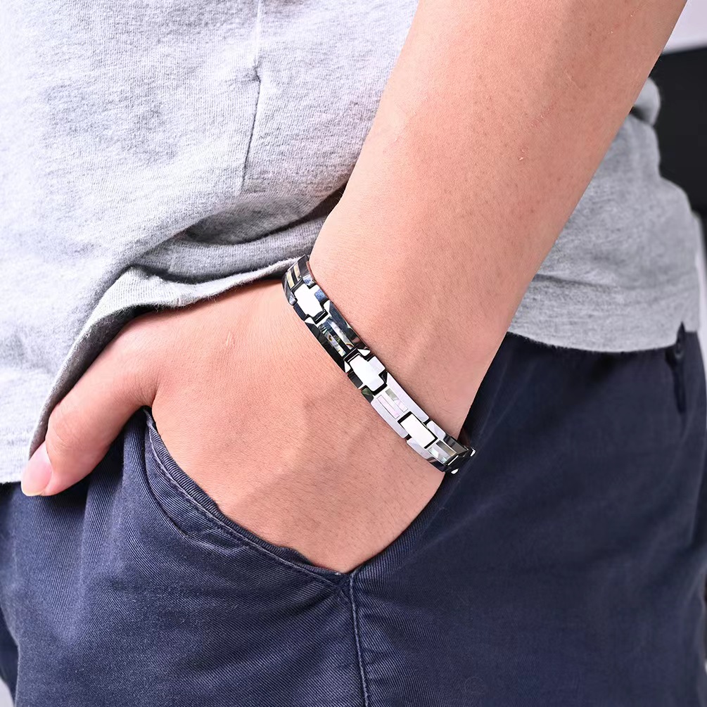 10 مللي متر هافي الشرير الأسود - مراجعة Ceramic Link Bracelet وسعره