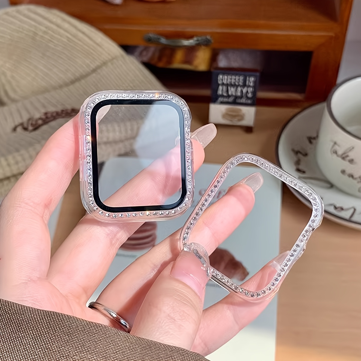 حافظة زجاجية + ماسية لسلسلة سا - مراجعة Apple Smartwatch Accessories وسعره