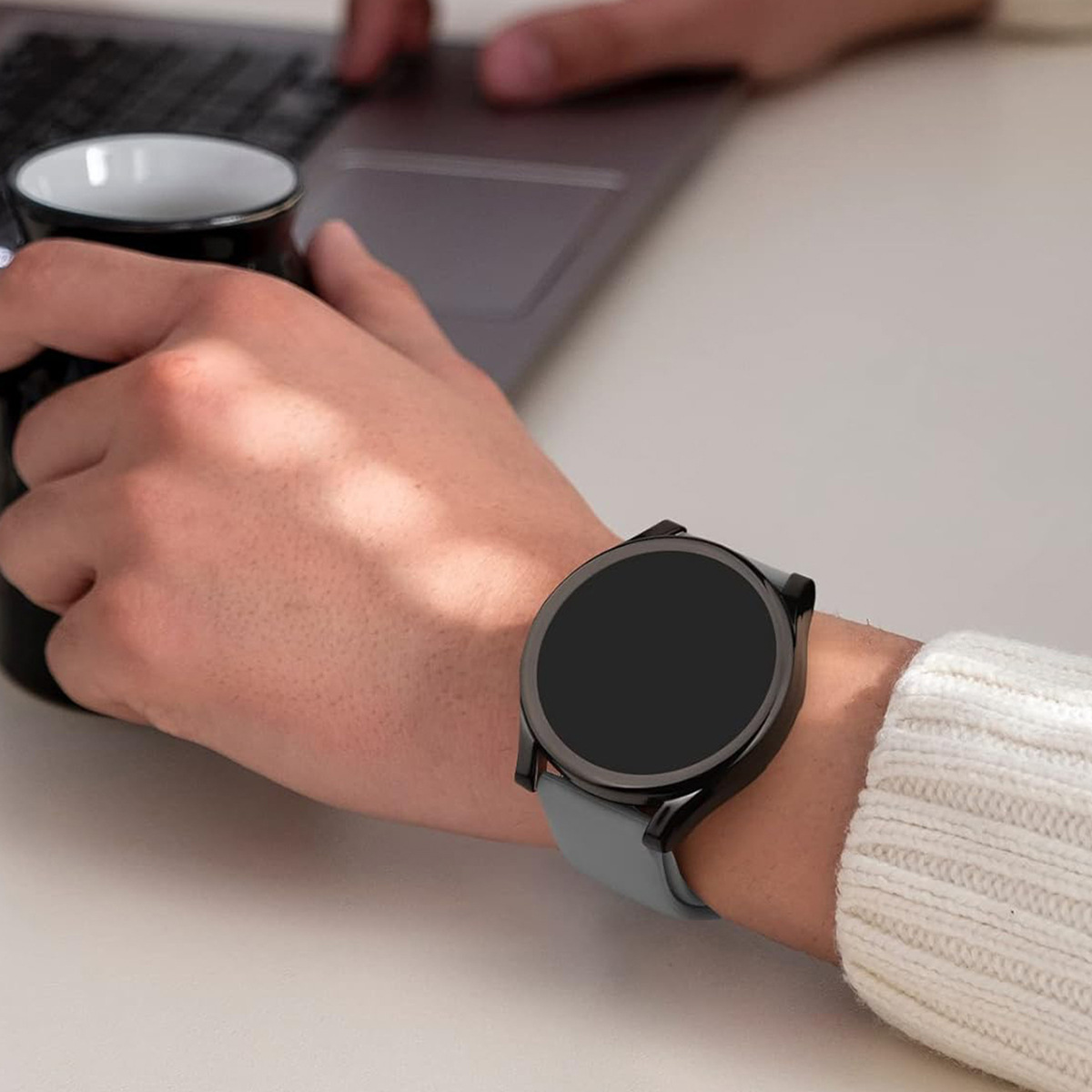 حافظة من السيليكون لساعة سامسو - مراجعة Accessories For Galaxy Watch 5 وسعره